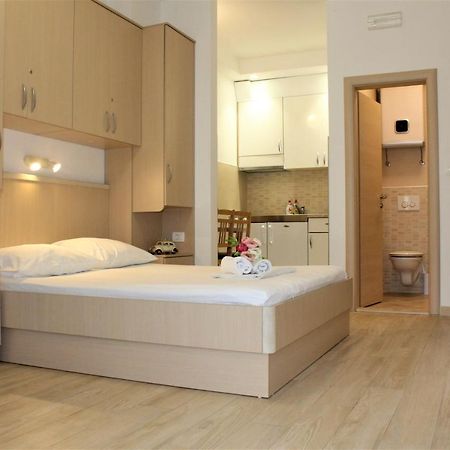 City Center Apartments Miro Makarska Ngoại thất bức ảnh