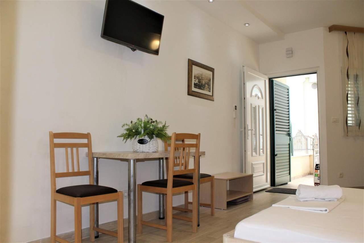 City Center Apartments Miro Makarska Ngoại thất bức ảnh