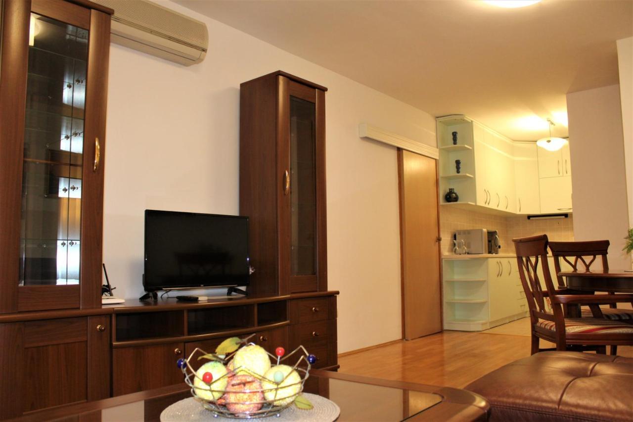 City Center Apartments Miro Makarska Ngoại thất bức ảnh