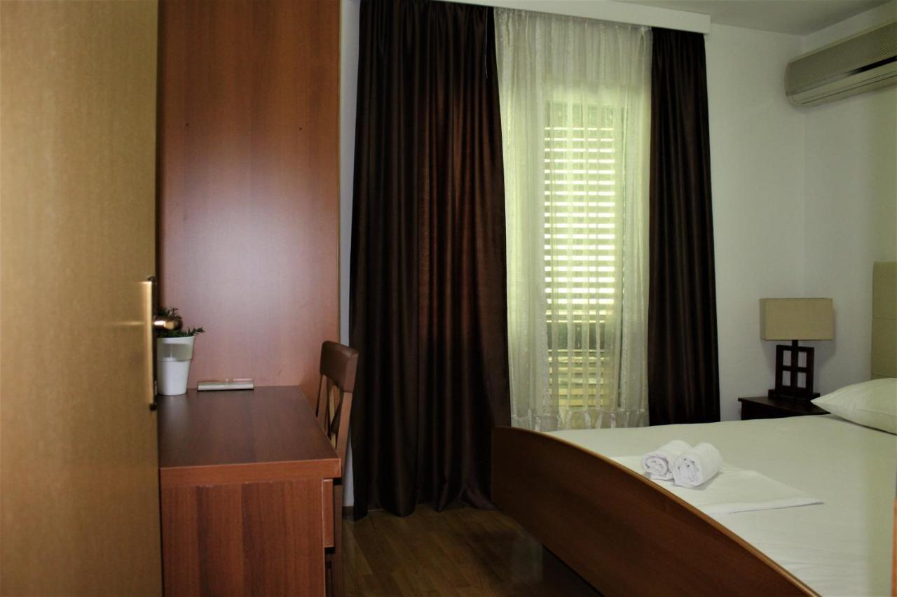 City Center Apartments Miro Makarska Ngoại thất bức ảnh