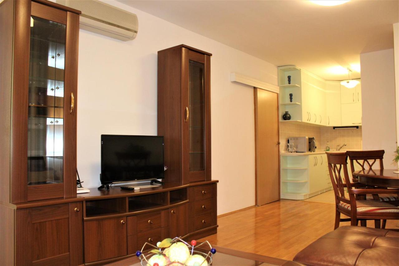 City Center Apartments Miro Makarska Ngoại thất bức ảnh