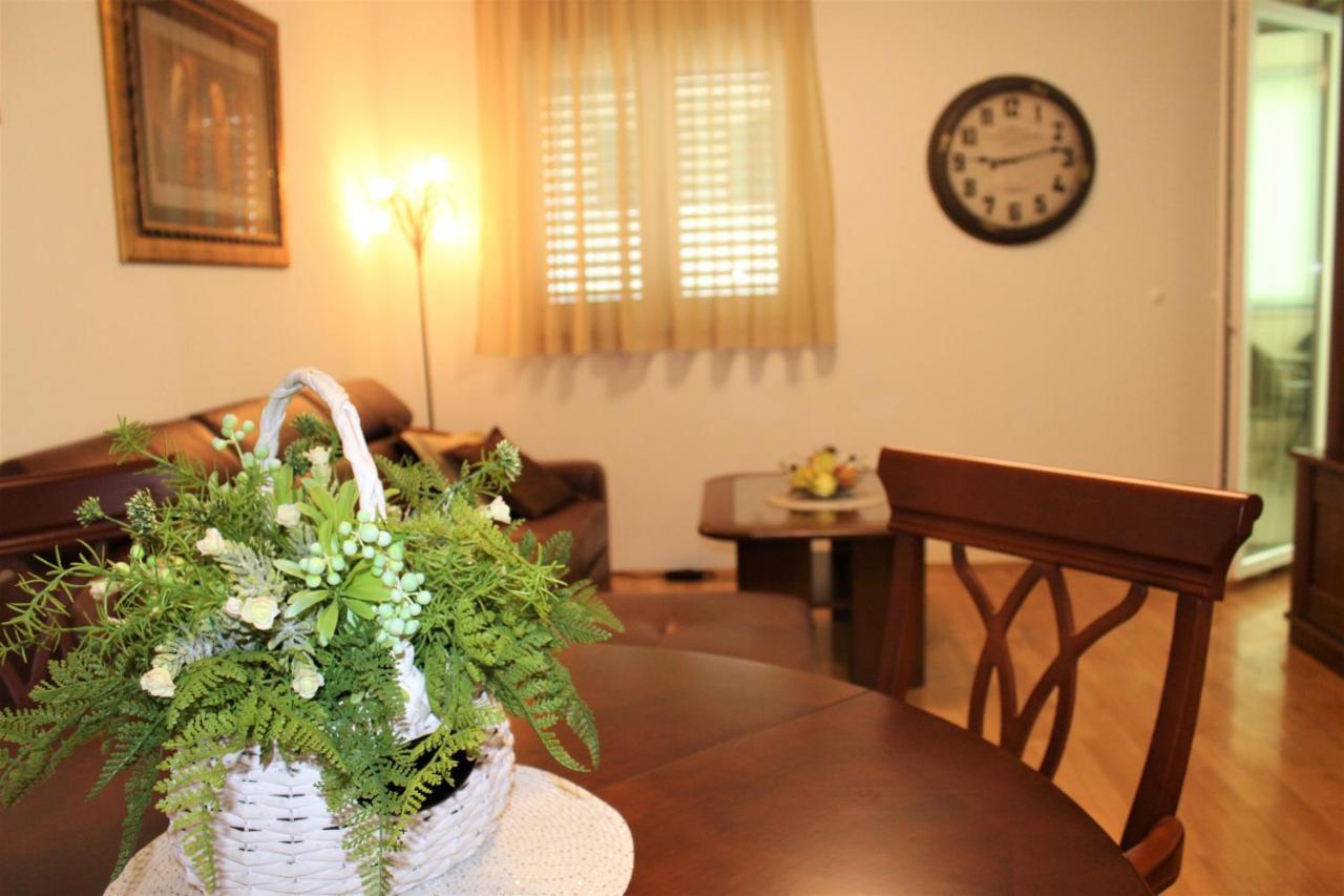City Center Apartments Miro Makarska Ngoại thất bức ảnh