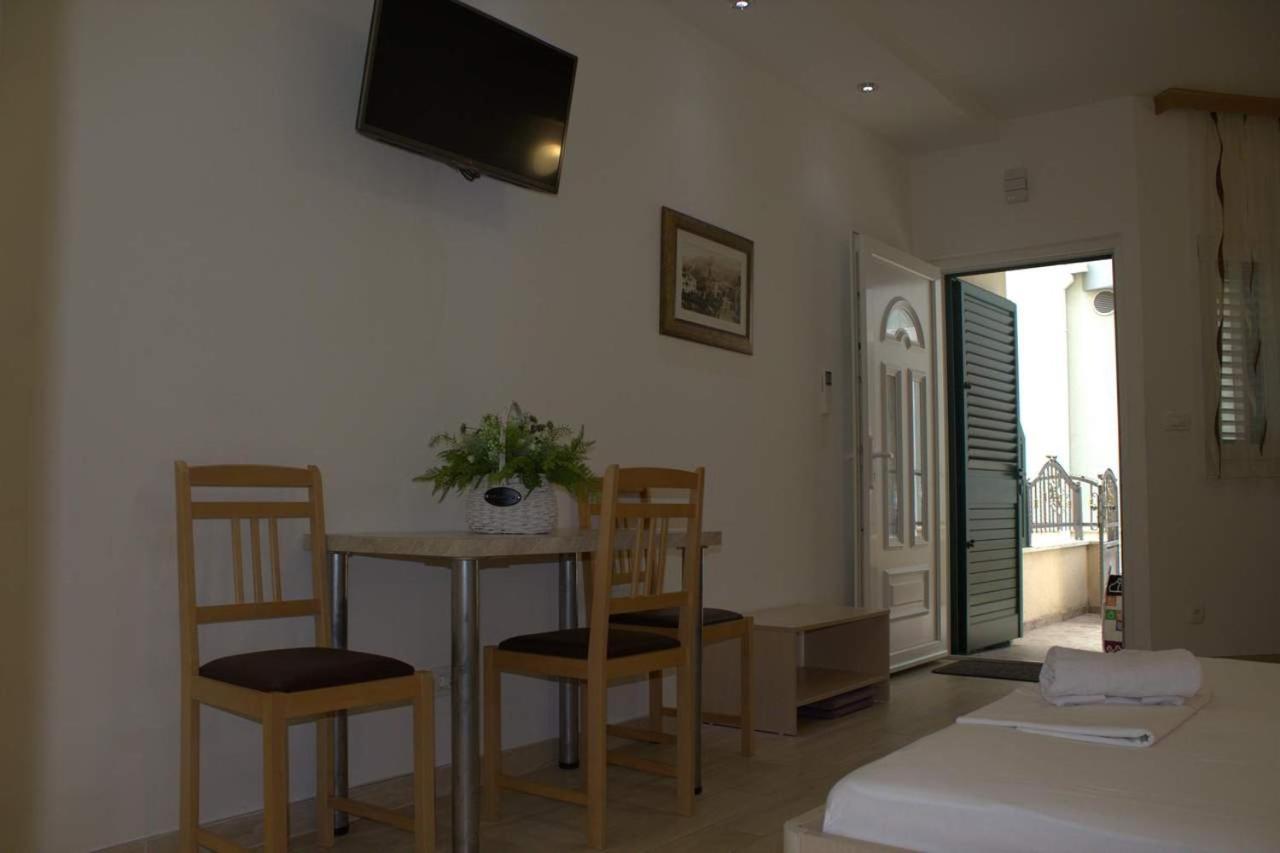 City Center Apartments Miro Makarska Ngoại thất bức ảnh